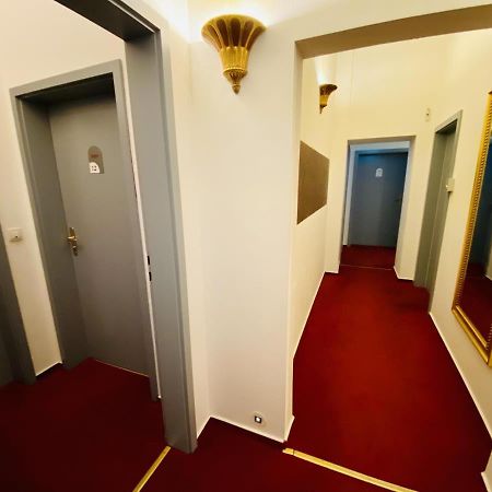Doppelzimmer Rondell, Direkt Am Alten Strom Rostock Exterior photo